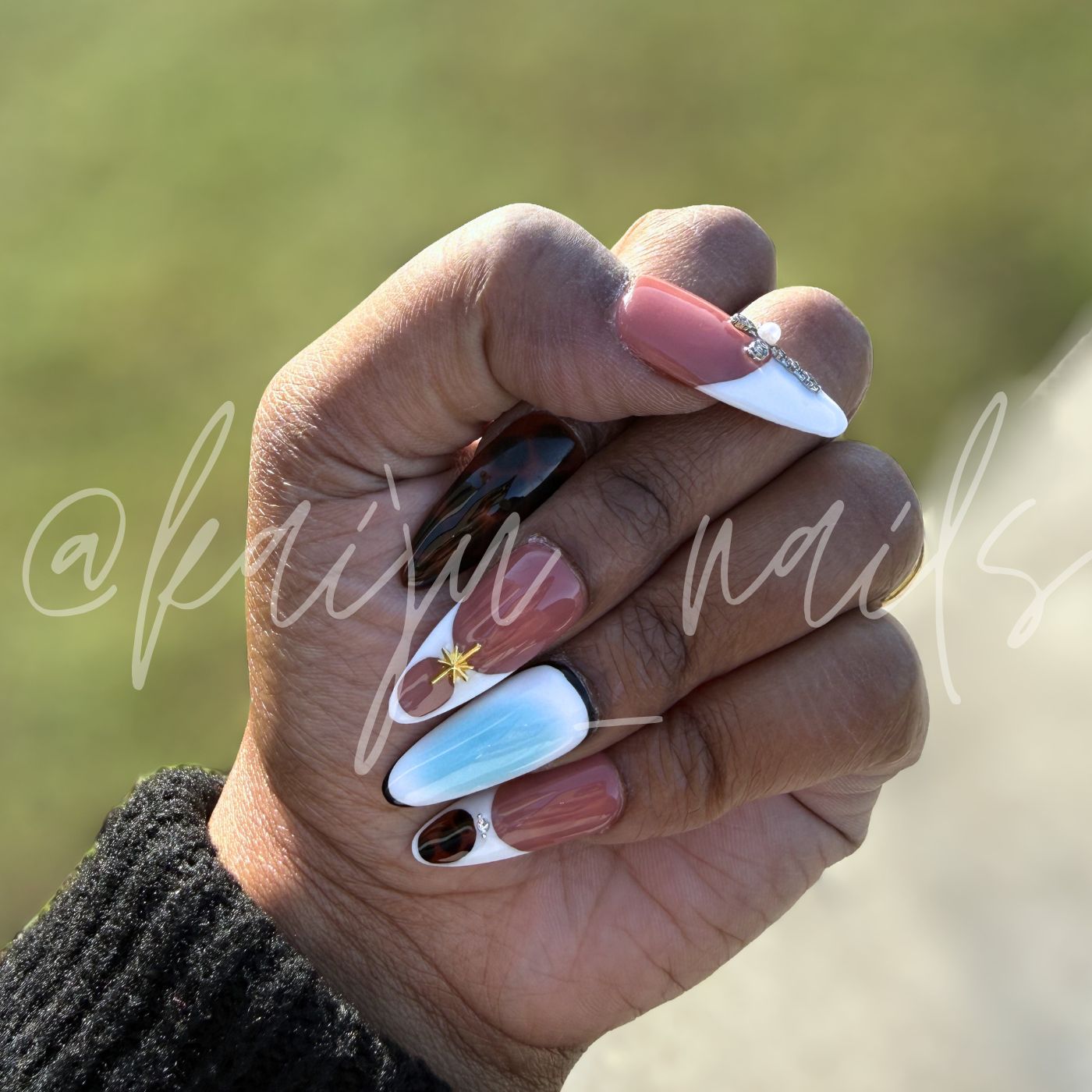 Maison Aoyama Hand Made Press-On Nail Set