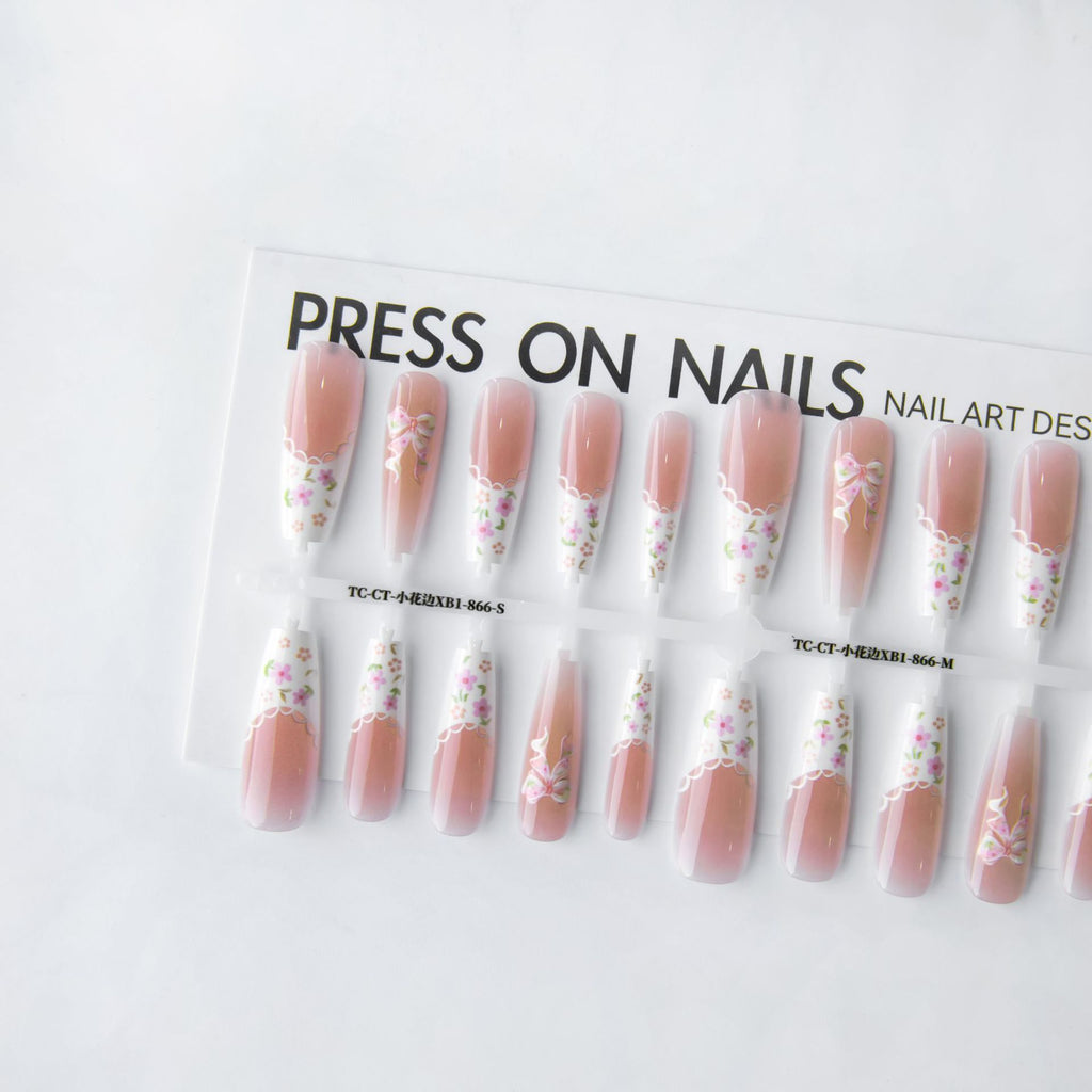 K-Floss Artistry Press-On Nail Set