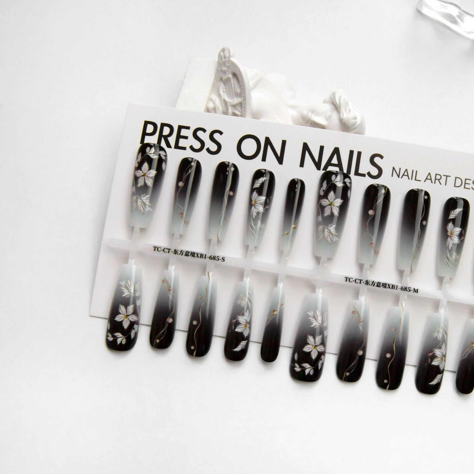 Midnight Flower Artistry Press-On Set