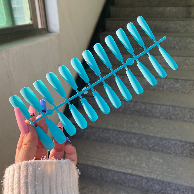 Plane-Jane Press-On Nail Collection