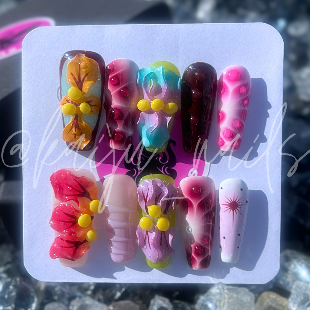 Datura Dreams Hand Made Press-On Set