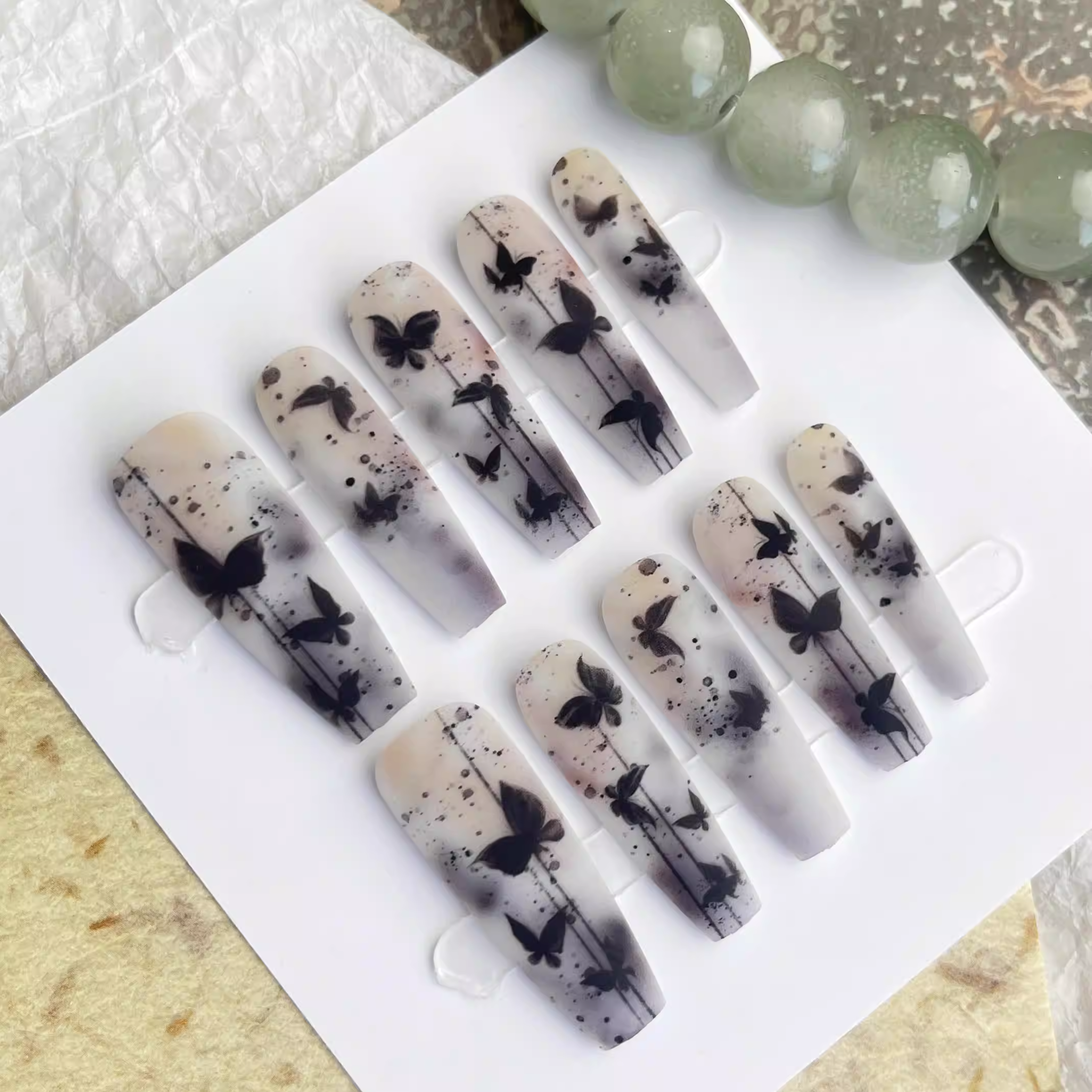 MonoKuma Artistry Press-On Nail Set