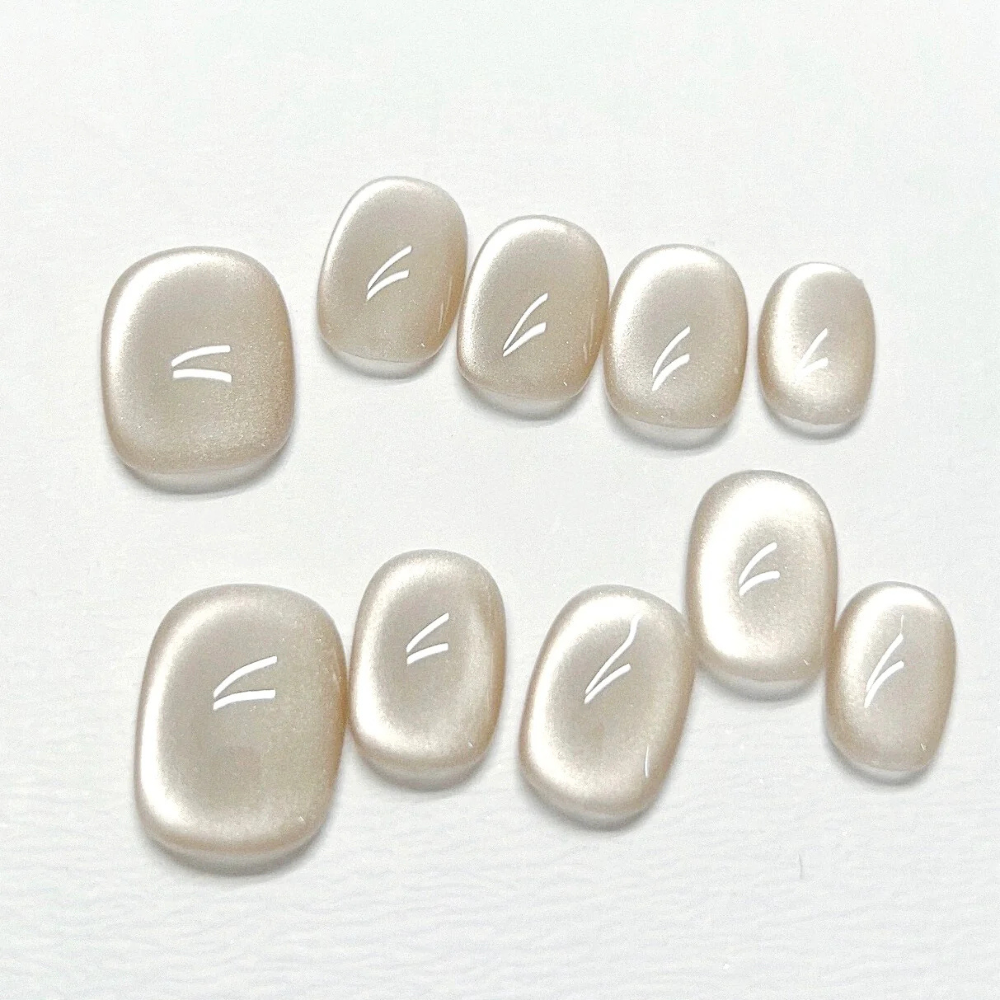 Pearl Veil Press-On Nail Set