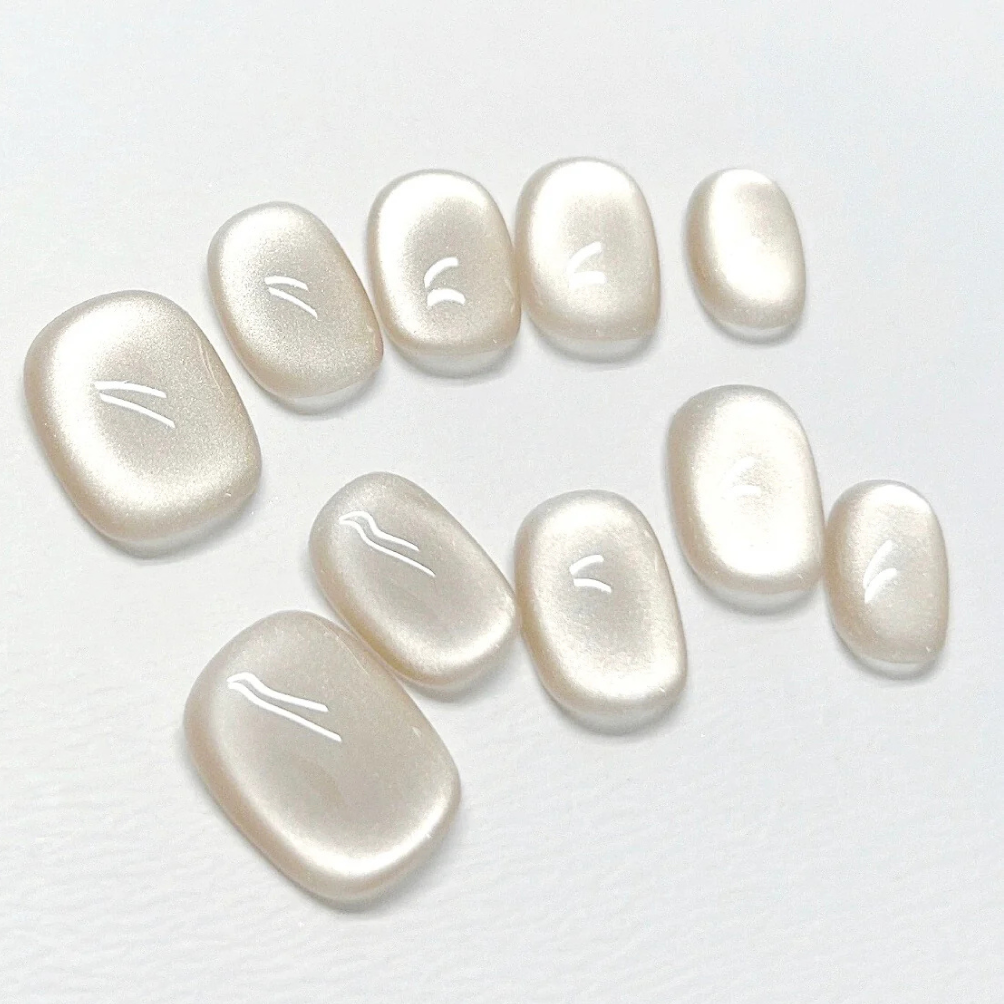 Pearl Veil Press-On Nail Set
