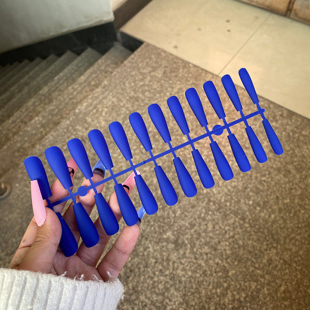 Plane-Jane Press-On Nail Collection