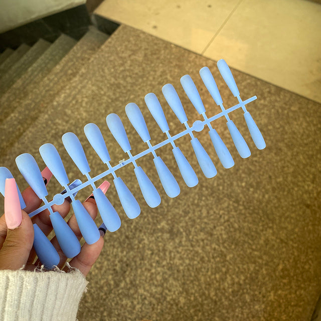 Plane-Jane Press-On Nail Collection