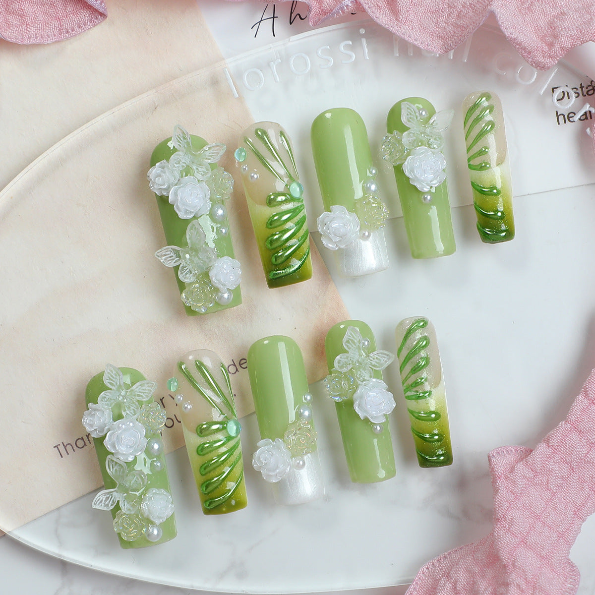 Secret Garden Press-On Nails Set